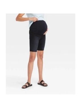 Maternity Size 10 Black Bermuda Shorts - NWT